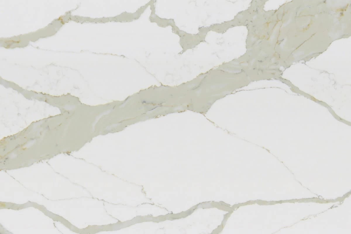 Кварцевый агломерат Calacatta Gold EQAM 037